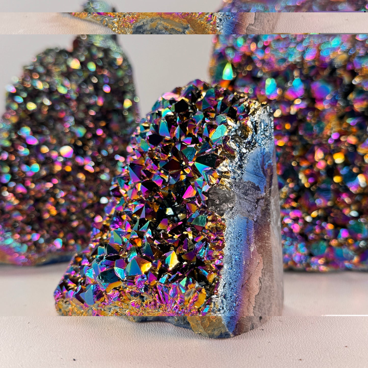 Titanium rainbow cluster cut base