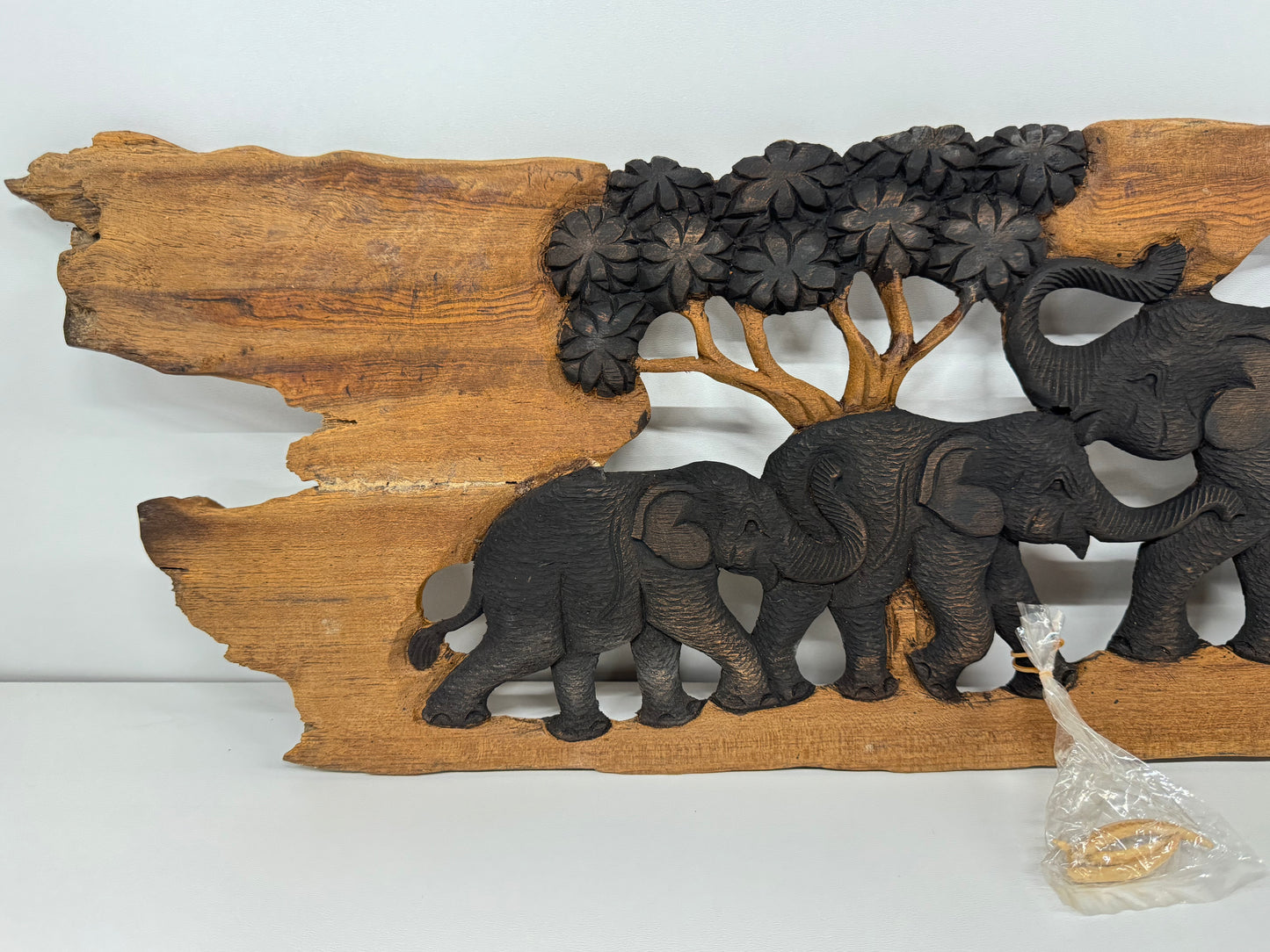 Olifanten wandpaneel hout met 5 olifanten