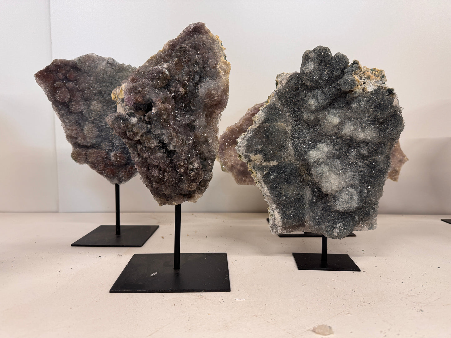 Amethist Flower op Metalen Standaard – uit Brazilië