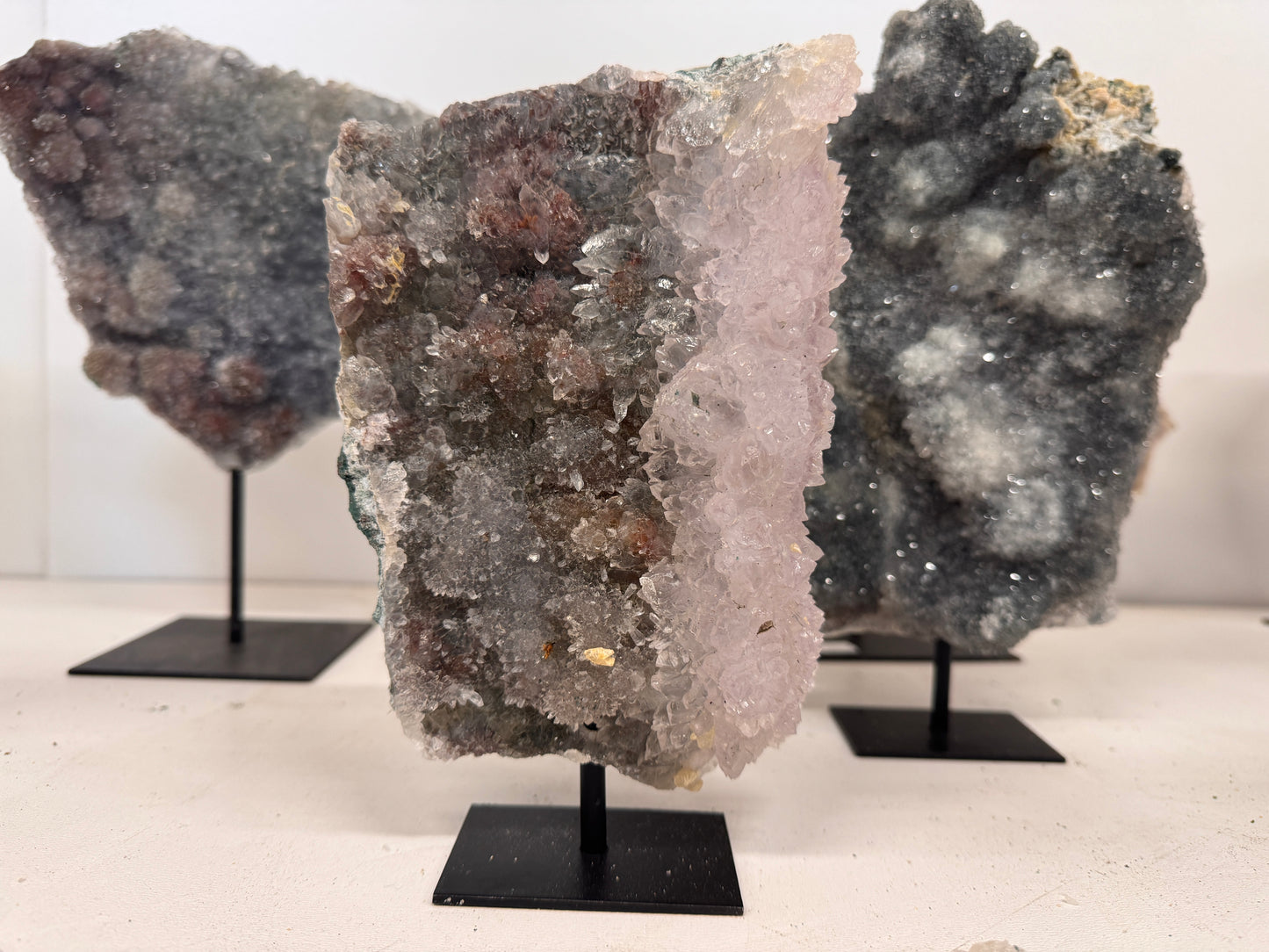 Amethist Flower op Metalen Standaard – uit Brazilië